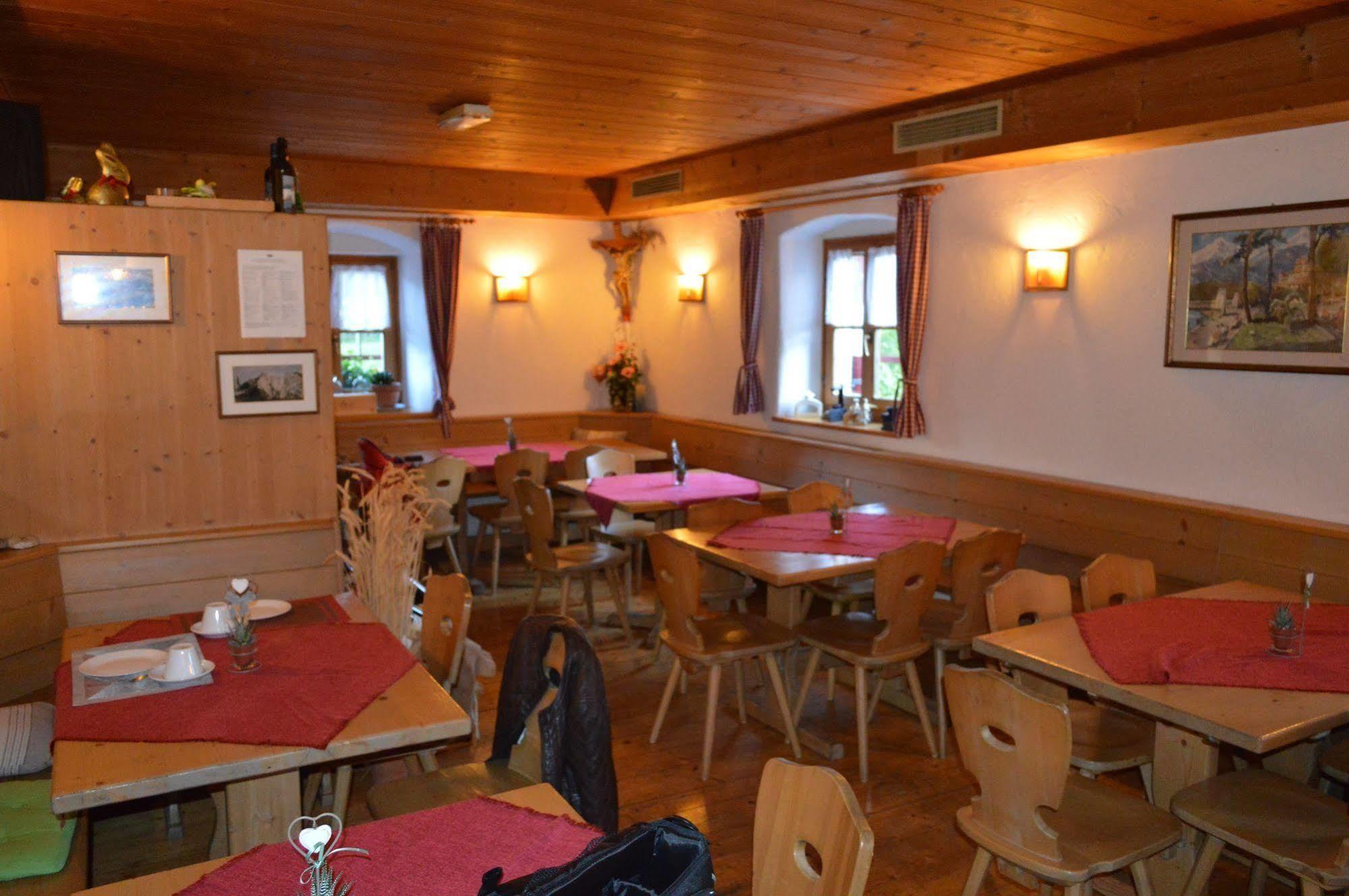 Hotel Zur Kirche Magre all' Adige Luaran gambar