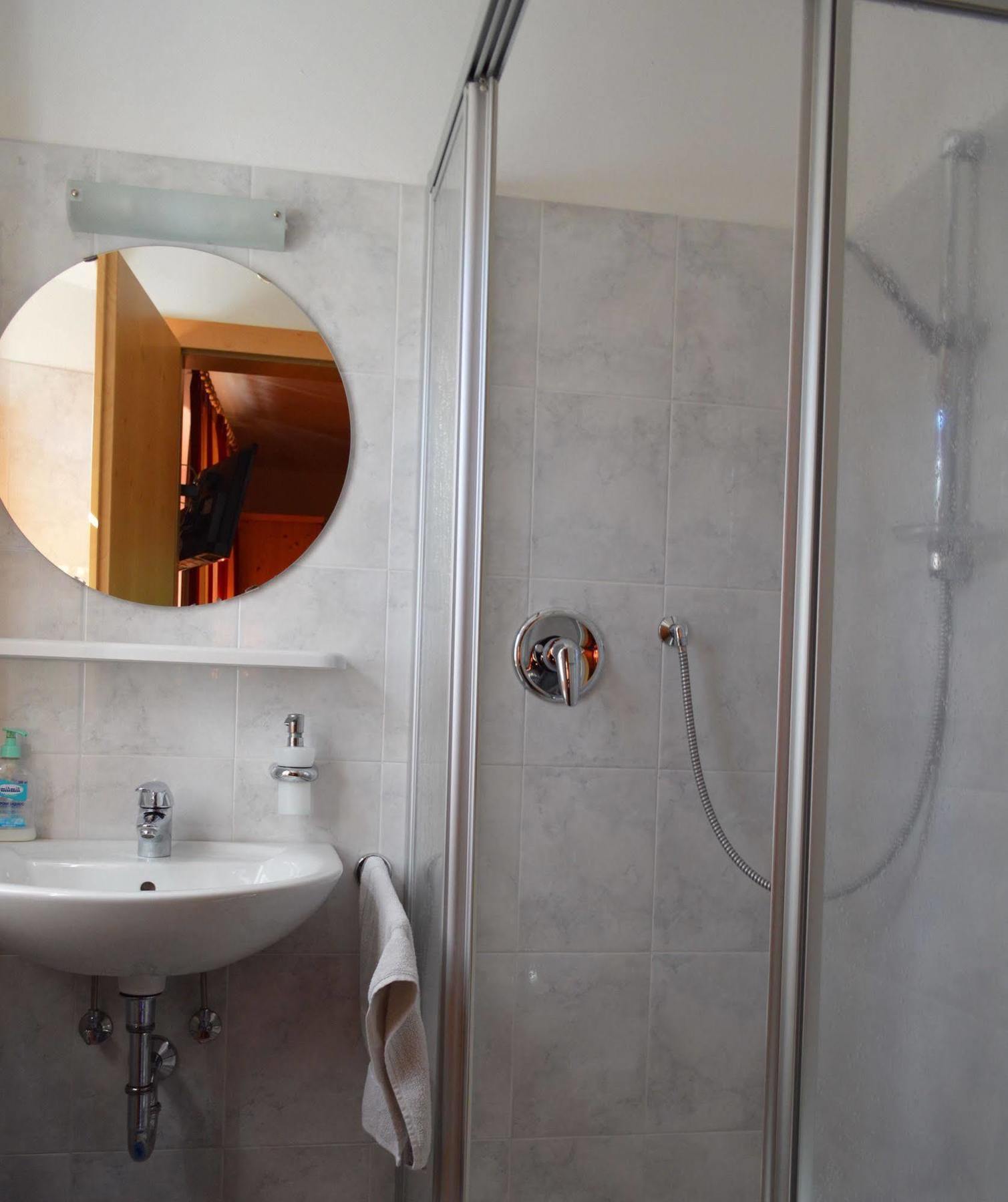 Hotel Zur Kirche Magre all' Adige Luaran gambar